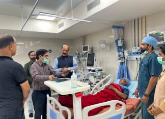 स्वास्थ्य मंत्री सुबोध उनियाल ने किया ऋषिकेश में शांति प्रपन्न शर्मा राजकीय चिकित्सालय का किया औचक निरीक्षण