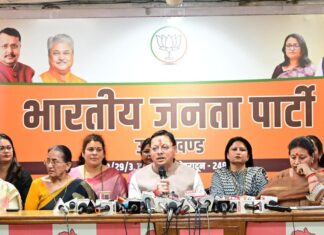 महिला अधिकारों की लड़ाई में बाधा को जीत बताना, विपक्ष की महिला विरोधी मानसिकता: सीएम धामी