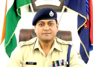 सुरक्षा भी, सेवा भी: सीओ सिटी, देहरादून ने घायल मां-बेटी को तत्काल पहुँचाया अस्पताल