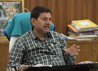 देवभूमि को नशामुक्त बनाने को जिला प्रशासन संकल्पबद्ध: जिला प्रशासन ने कसी कमर