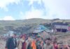 तुंगनाथ-चंद्रशिला ट्रैक पर वृहद चला स्वच्छता अभियान: मुख्य पुजारी की अपील पर पुलिस व श्रद्धालुओं ने किया श्रमदान