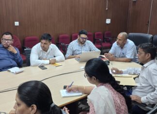 DM के निर्देशन में ई-ऑफिस प्रणाली को प्रभावी बनाने हेतु प्रशिक्षण कार्यक्रम आयोजित: अधिकारियों एवं कर्मचारियों को दिया प्रशिक्षण