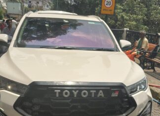 VIP बनकर माल रोड पर हूटर बजाते हुए आमजन पर रौब झाडना पड़ा भारी: पुलिस ने निकाली हेकड़ी