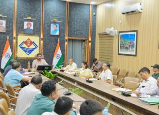 ठोस अपशिष्ट प्रबंधन में लापरवाही बर्दाश्त नहीं: अनधिकृत डंपिंग व मानकविहीन प्लांटों पर होगी कड़ी कार्रवाई-डीएम