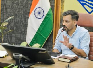 कांवड़ मेले को लेकर प्रशासन अलर्ट: DM ने 25 जुलाई तक तैयारियां पूर्ण करने के दिए निर्देश