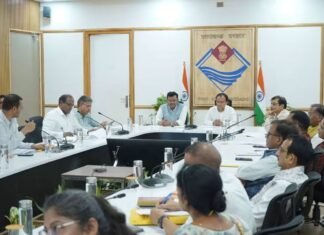 NEP -2020 के क्रियान्वयन में तेजी लायें विश्वविद्यालयः डॉ. धन सिंह रावत