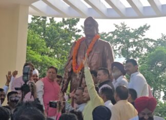 रुद्रपुर में शहीद ऊधम सिंह की 9 फीट ऊँची कांस्य प्रतिमा का अनावरण: सीएम धामी ने दी विकास परियोजनाओं की सौगात