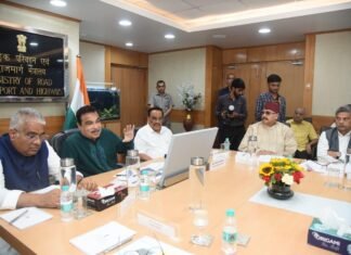 तिलवाड़ा-मयाली-गुप्तकाशी मार्ग को दो लेन बनाने की मांग: सतपाल महाराज ने गडकरी के समक्ष उठाए अहम मुद्दे