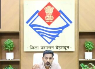 जिला प्रशासन बना रुद्र प्रताप का संबल: फिर से शिक्षा की मुख्यधारा से जुड़ा बालक