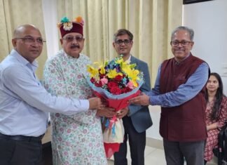 साउथेम्प्टन यूनिवर्सिटी के छात्रों ने सतपाल महाराज से की मुलाकात: उत्तराखंड पर्यटन की की सराहना