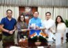 सीएम धामी ने किया ‘Maverick Jaspal’ पुस्तक का विमोचन: जसपाल राणा के योगदान को किया याद