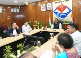 108 एंबुलेंस सेवा होगी मजबूत: मुख्य सचिव ने दिए पुरानी गाड़ियों को बदलने के निर्देश